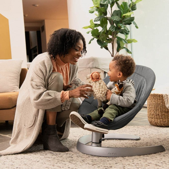 LEAF Grow Baby Seat & Rocker with Toy Bar