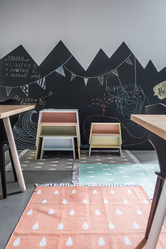 Tuli Table - White/Pink