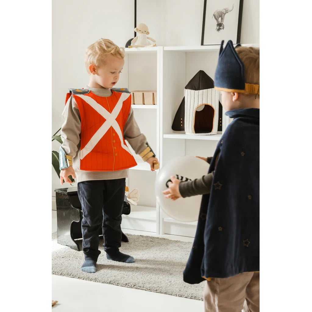 Dress-Up Set: Guard (3-6 years)