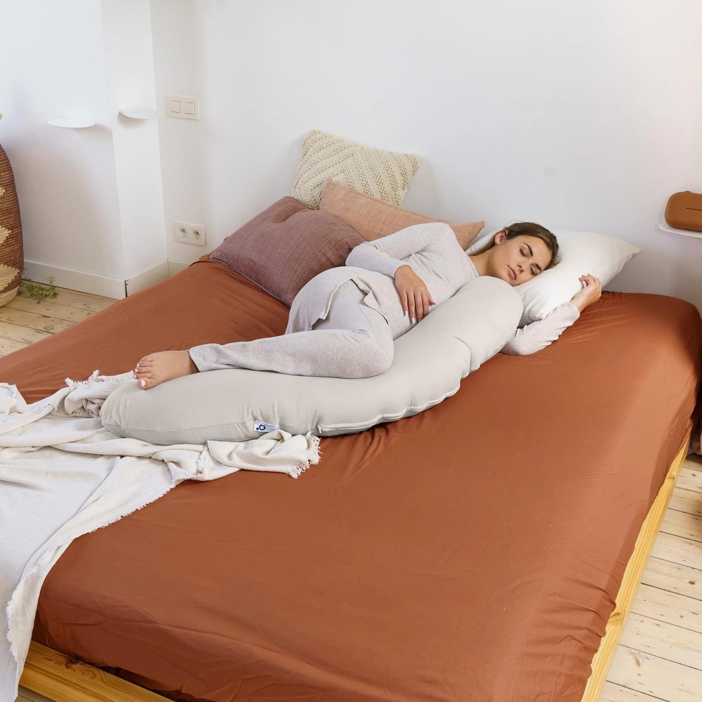 Buddy Pregnancy & Nursing Pillow - Tetra Jersey Sand