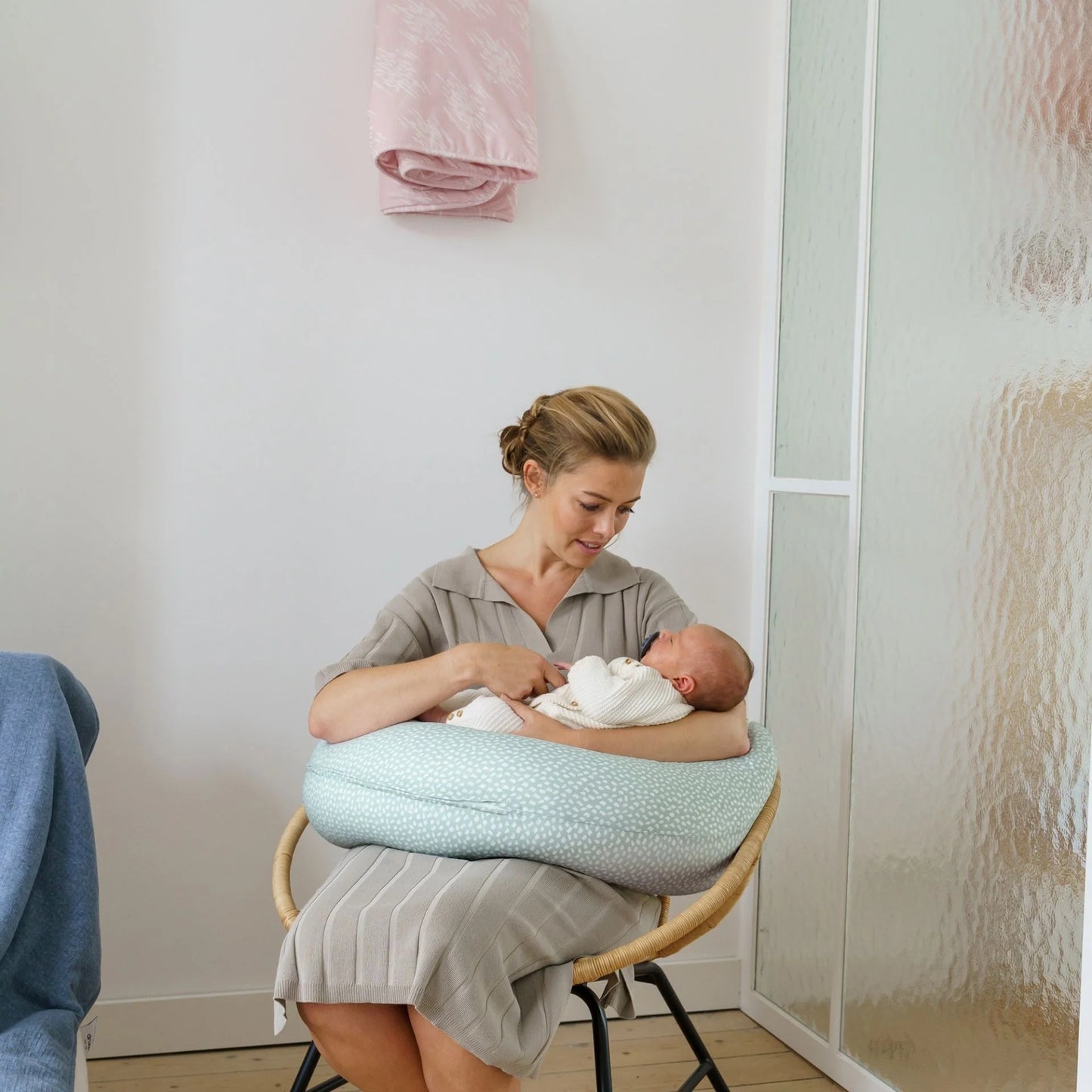 Buddy Pregnancy & Nursing Pillow - Cloudy Khaki
