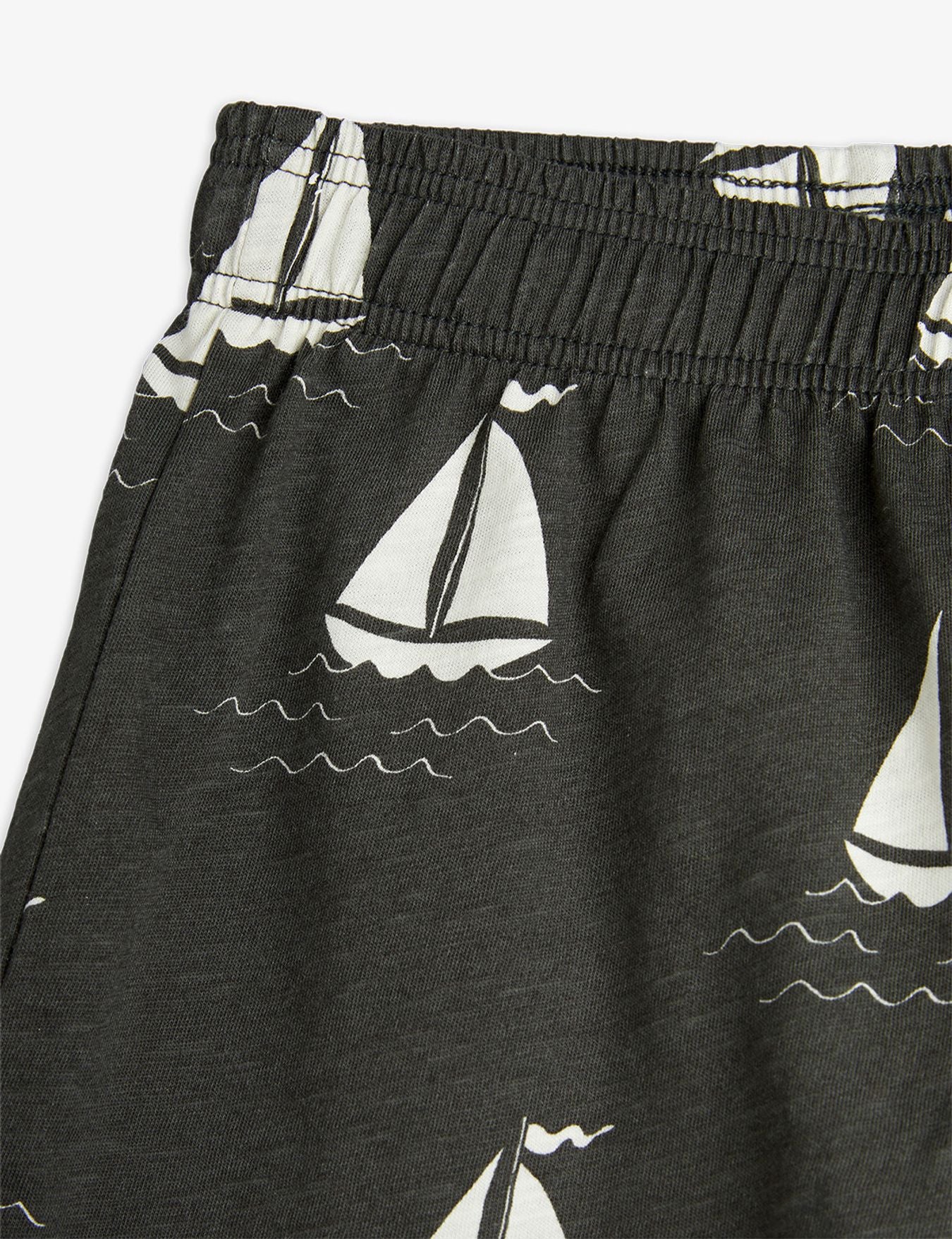 Sailing Boats Shorts