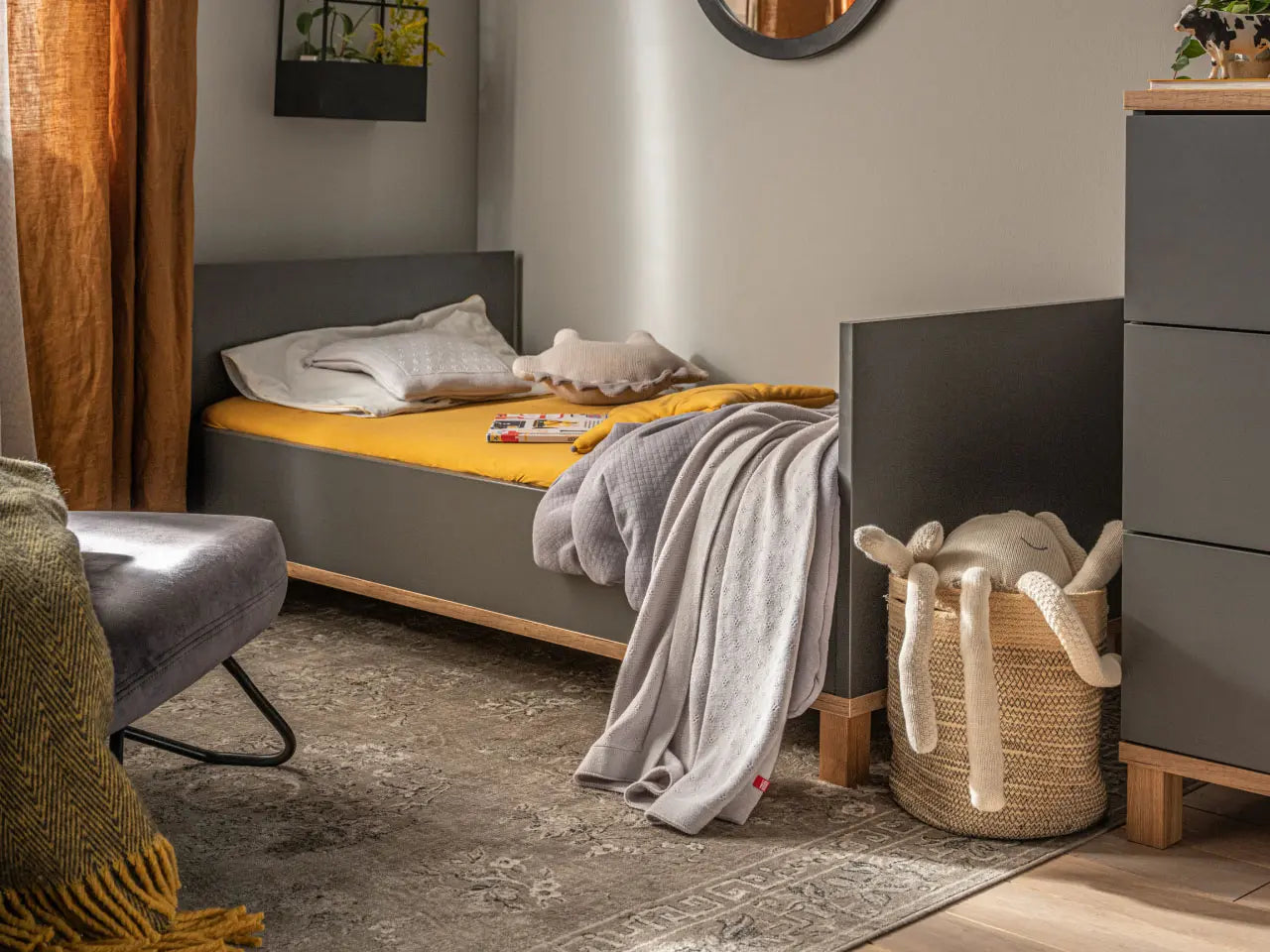 Altitude Cot Bed 70x140cm - Graphite/Oak