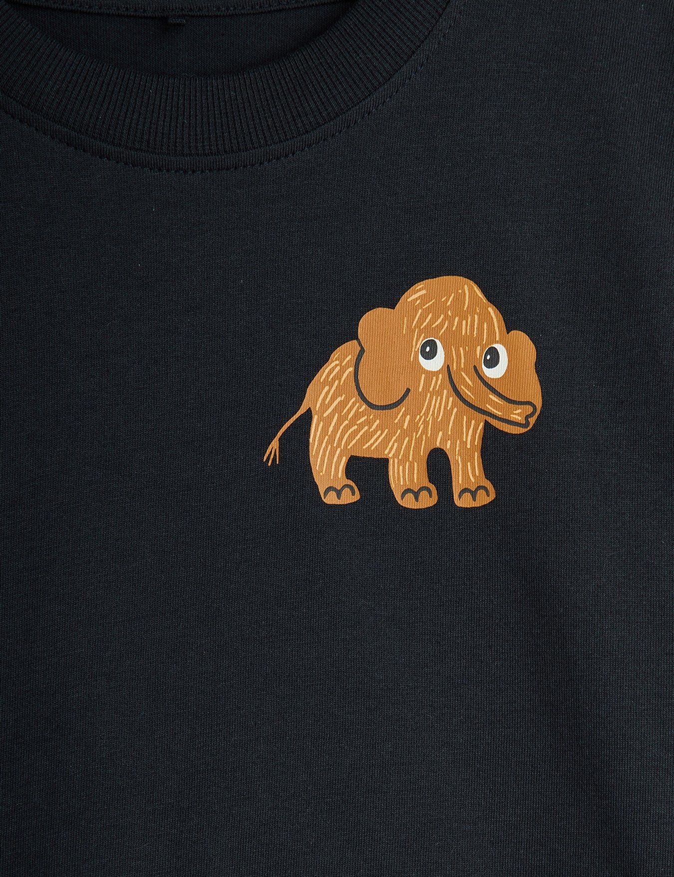 Mammoth Tee