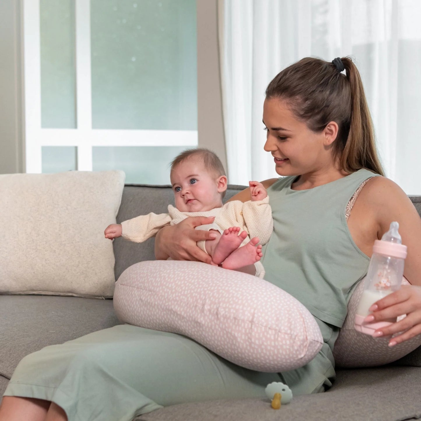 Buddy Pregnancy & Nursing Pillow - Cloudy Pink