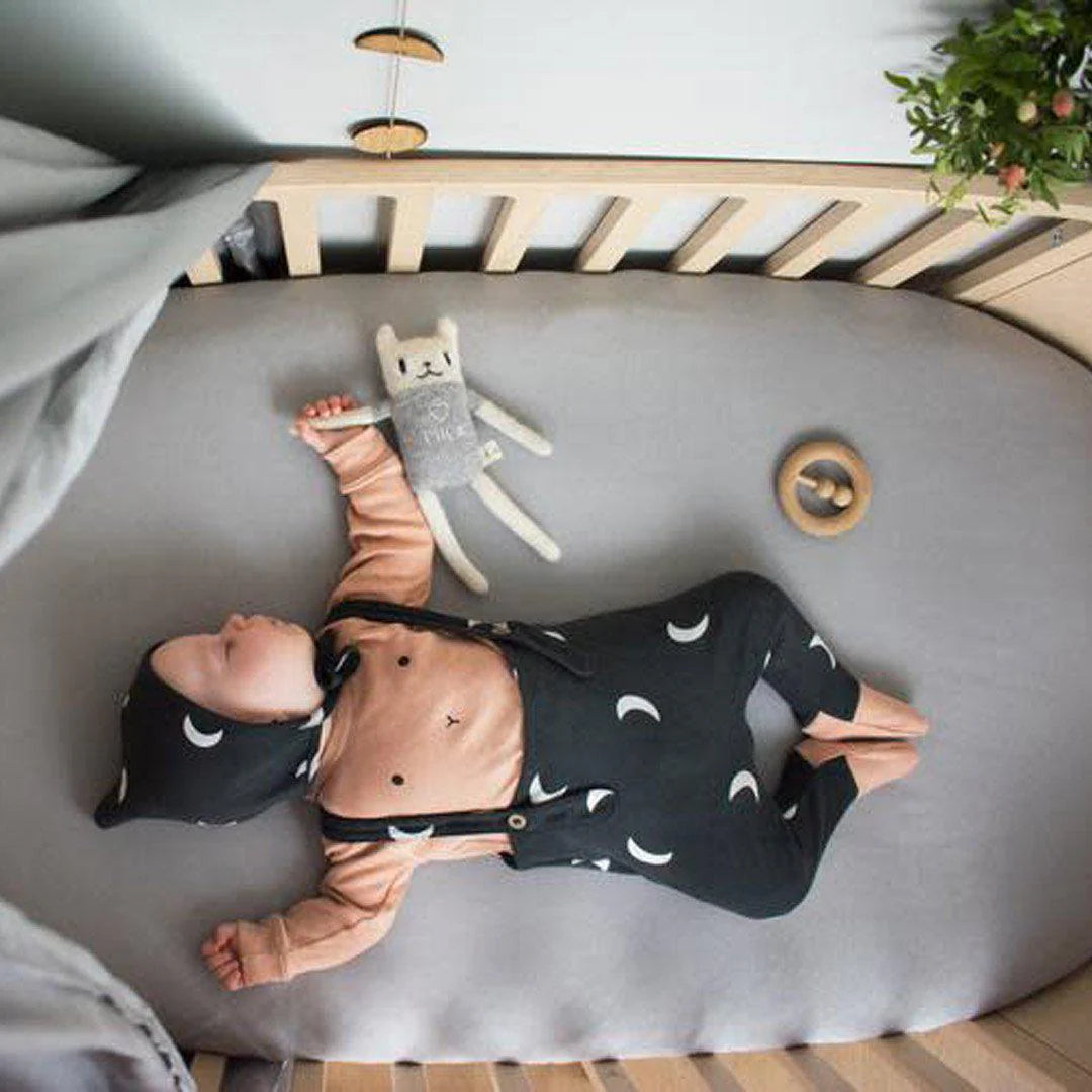 Charcoal Midnight Pixie Bonnet