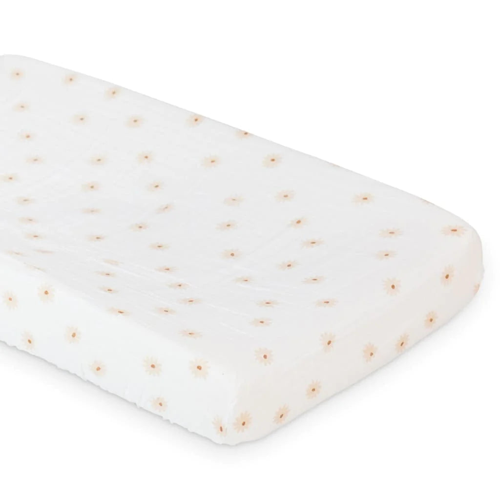 Change Pad Cover - Daisies
