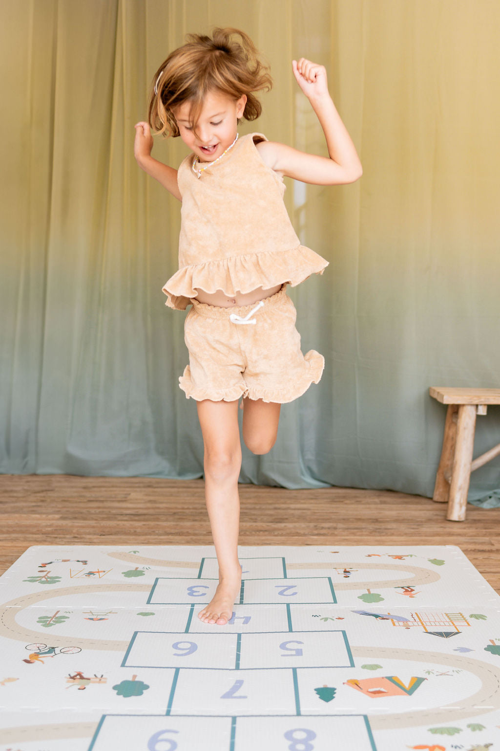 tiloo: Foam Puzzle Playmat & Storage Box - Hopscotch