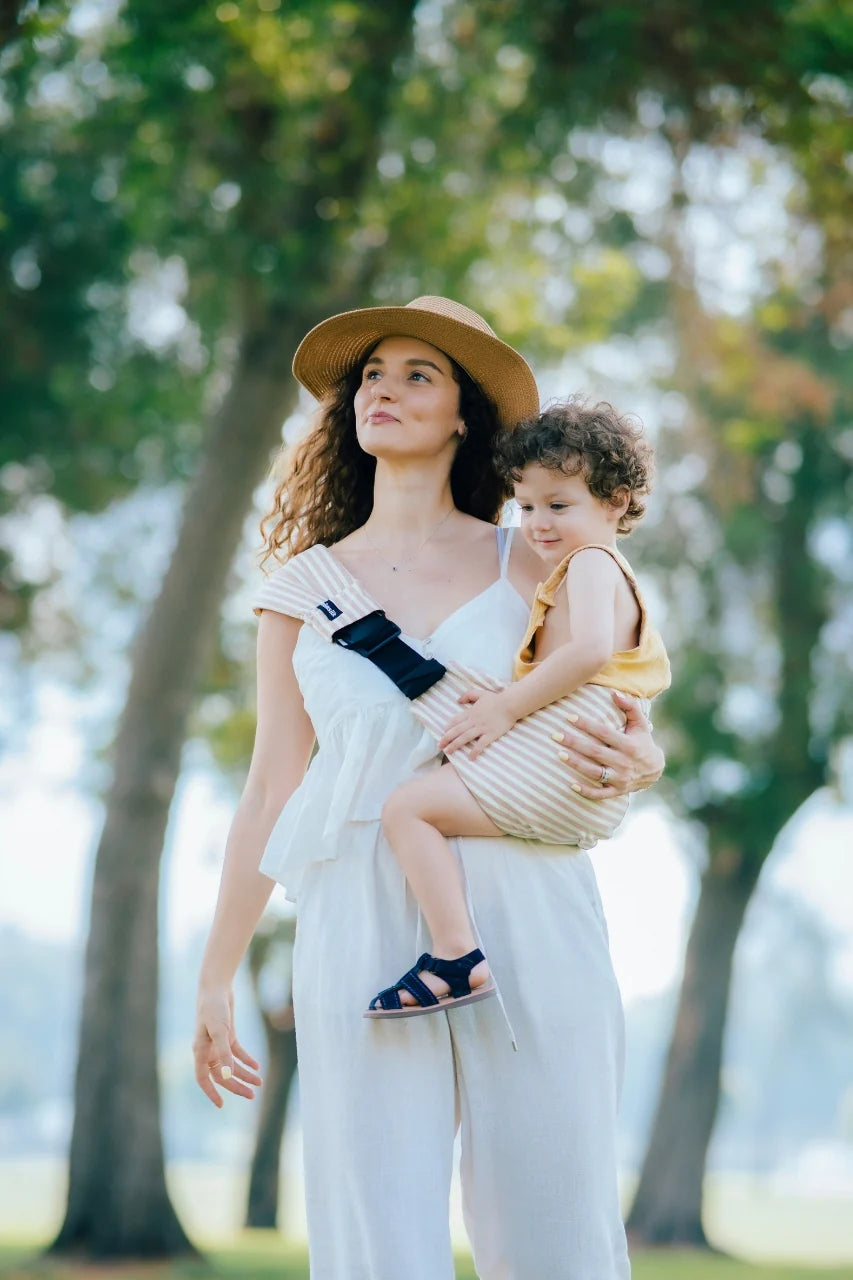 MomSwing Baby Carrier - St Tropez