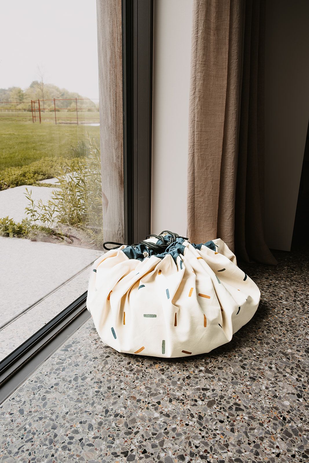 noomad: Playmat & Toy Bag - Confetti