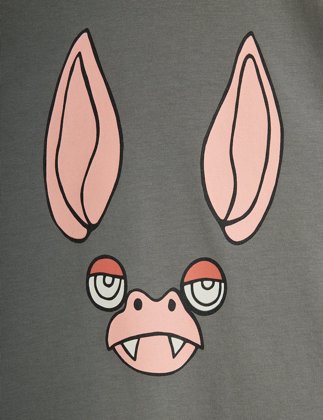 Bat Tee