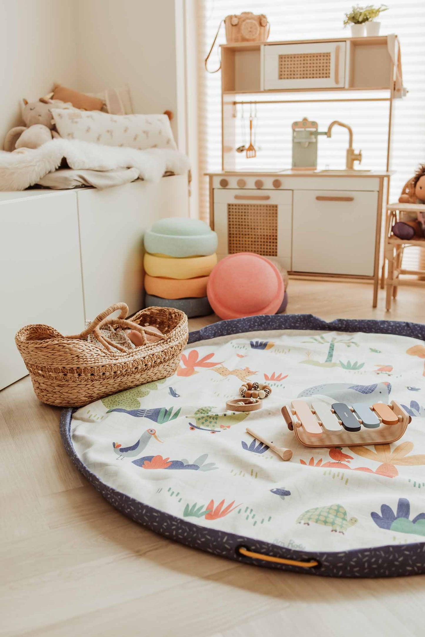 noomad: Playmat & Toy Bag - Moulin Roty