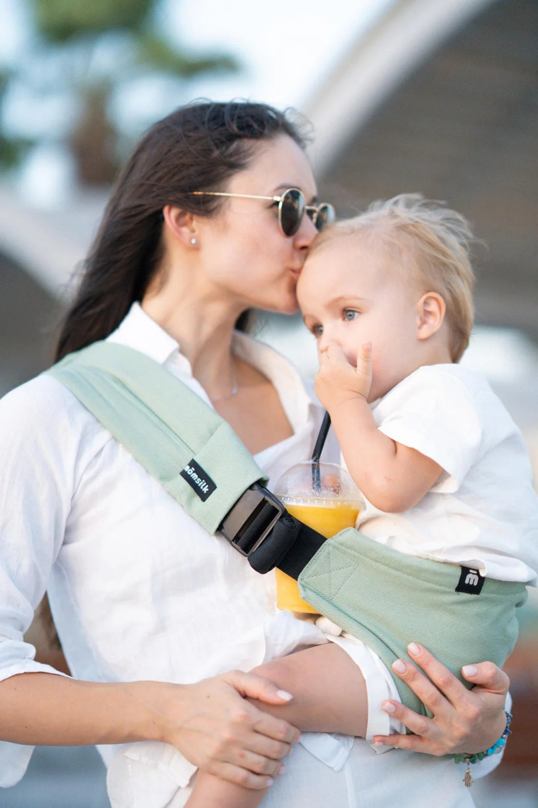 MomSwing Baby Carrier - Pastel Green