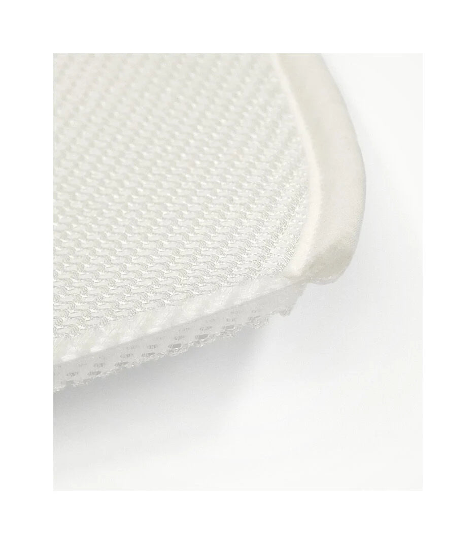 Stokke® Snoozi™ Protection Sheet - White