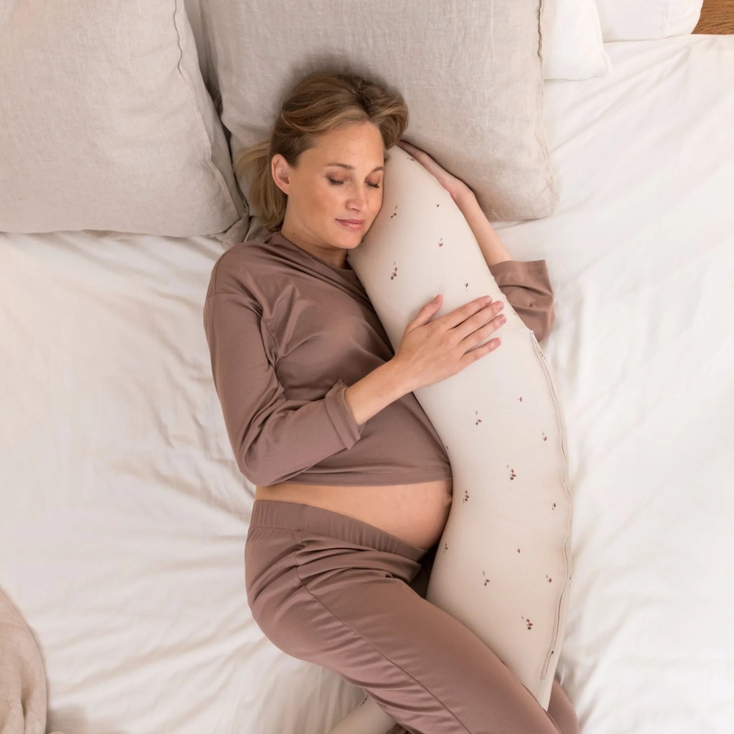 Buddy Pregnancy & Nursing Pillow - Mushrooms