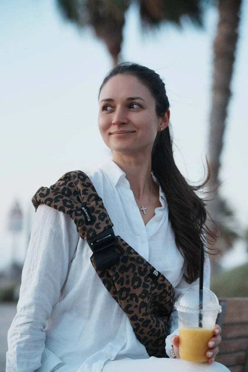 MomSwing Baby Carrier - Leopard