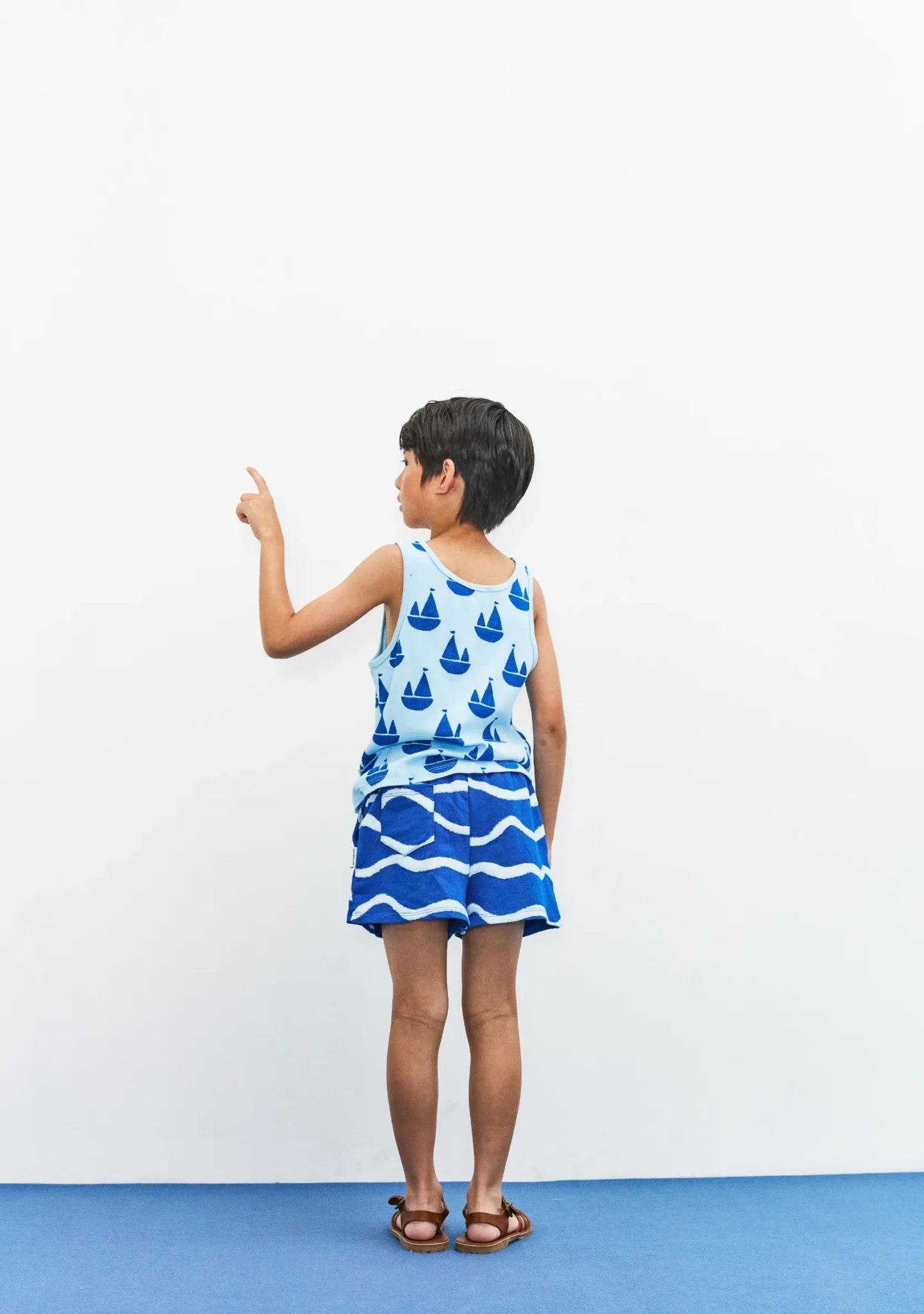 Waves Shorts