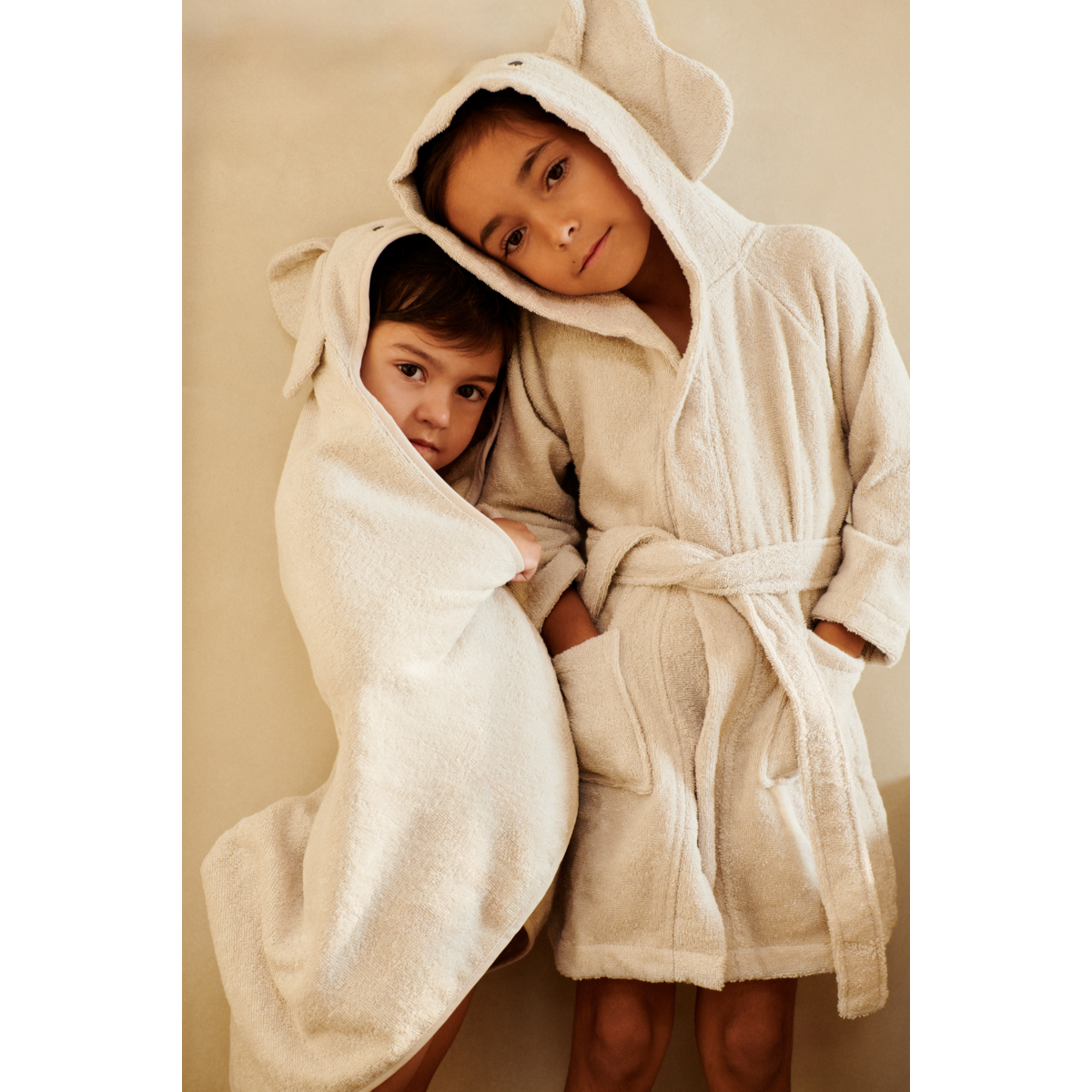 Albert Elephant Hooded towel