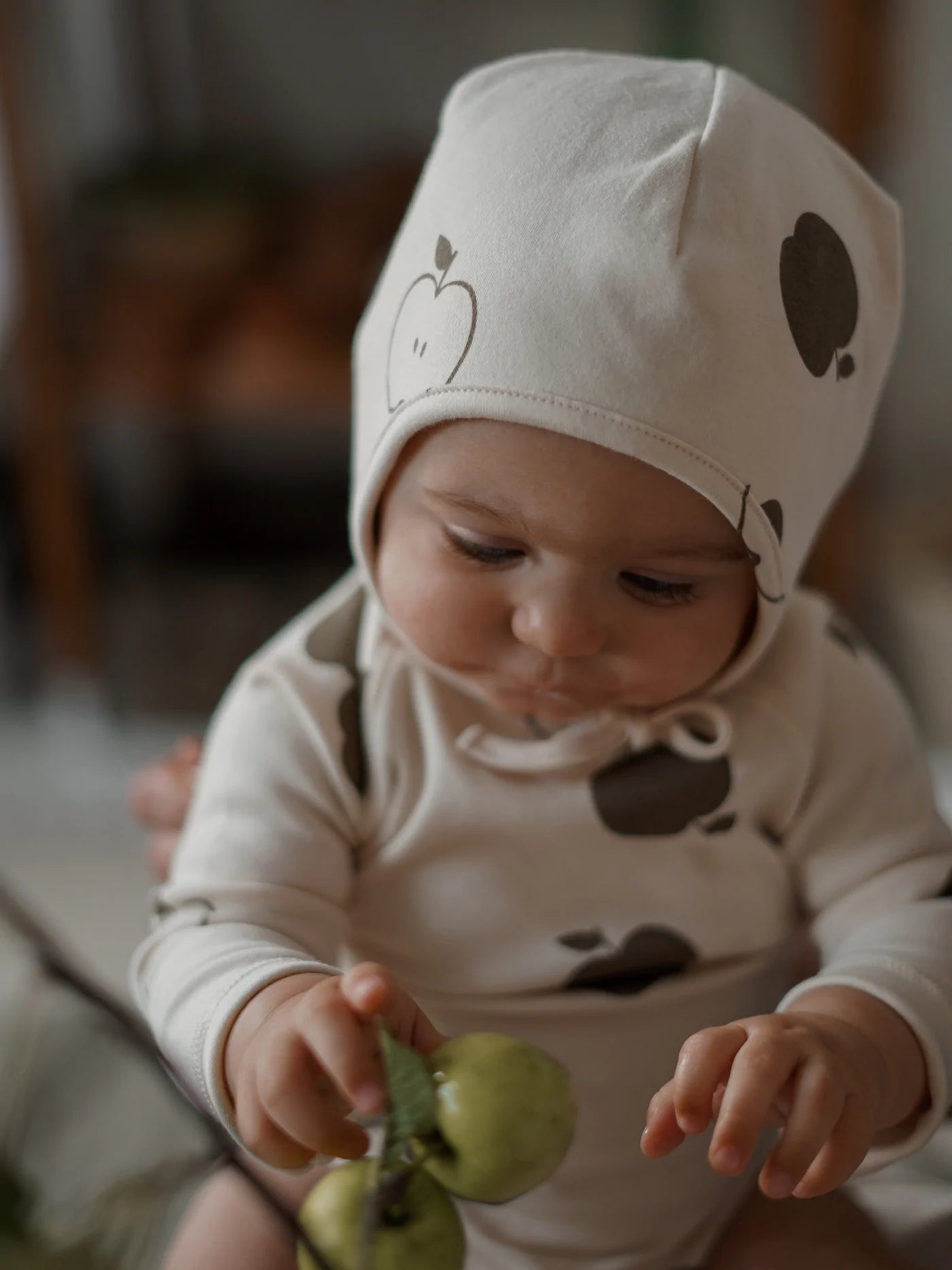 Basil Apple Orchard Bonnet