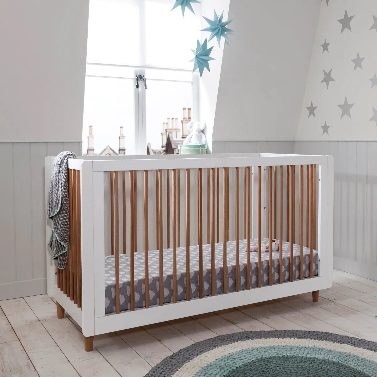 Siena 3 in 1 Cot Bed & Mattress - White & Beech